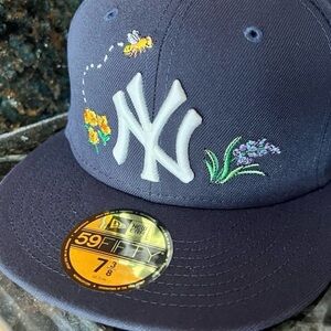 New Era Navy Yankee Embroidered Spring Cap